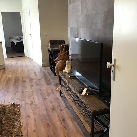 Chic Appartement In Sas Van Gent Экстерьер фото
