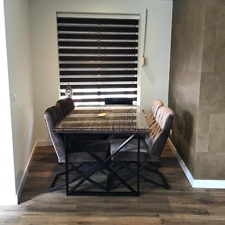 Chic Appartement In Sas Van Gent Экстерьер фото